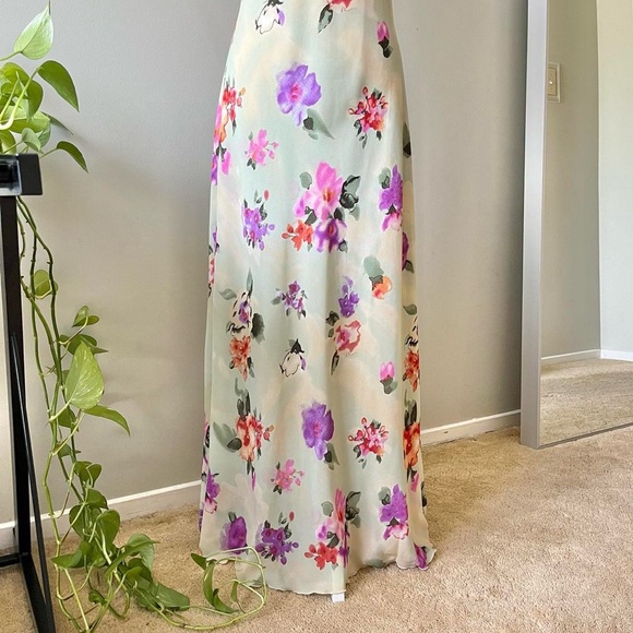 VINTAGE MAXI DRESS - Picture 2 of 5